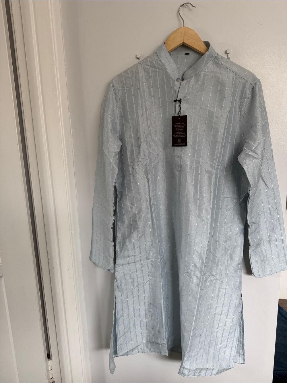 NWT Indian Men’s traditional Kurta size Small